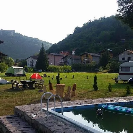 Auto Kamp Lav Vakantiepark *