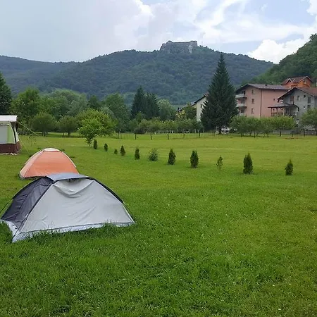 Auto Kamp Lav