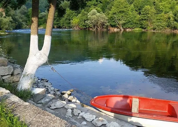 Auto Kamp Lav Prázdninový areál Kulen Vakuf