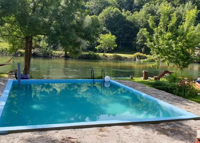 Auto Kamp Lav * Kulen Vakuf